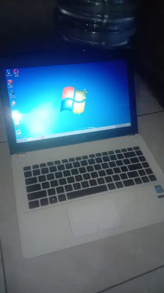Laptop Asus normal