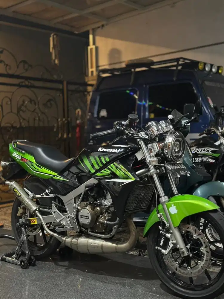kawasaki ninja ss