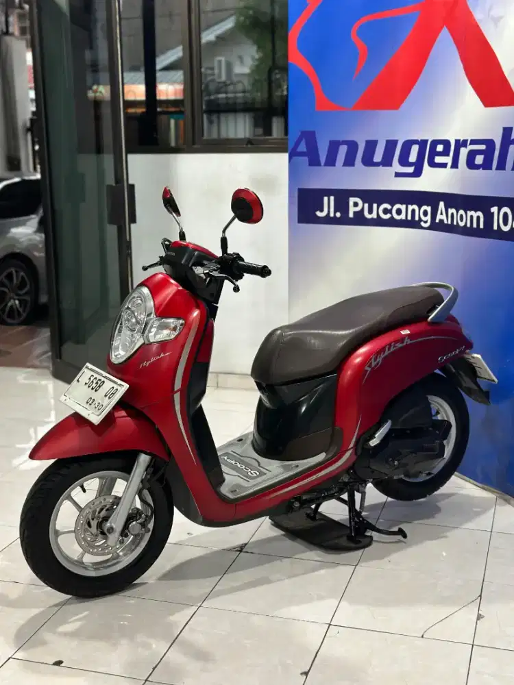 HONDA scoopy stylish 110 cc tahun 2020 merah
