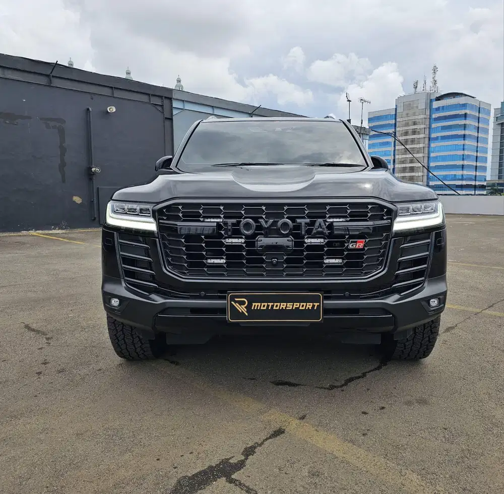 (KM:6rb) Landcruiser VXR300 GR 2022 Low KM LC300 vxr 300 lc 300