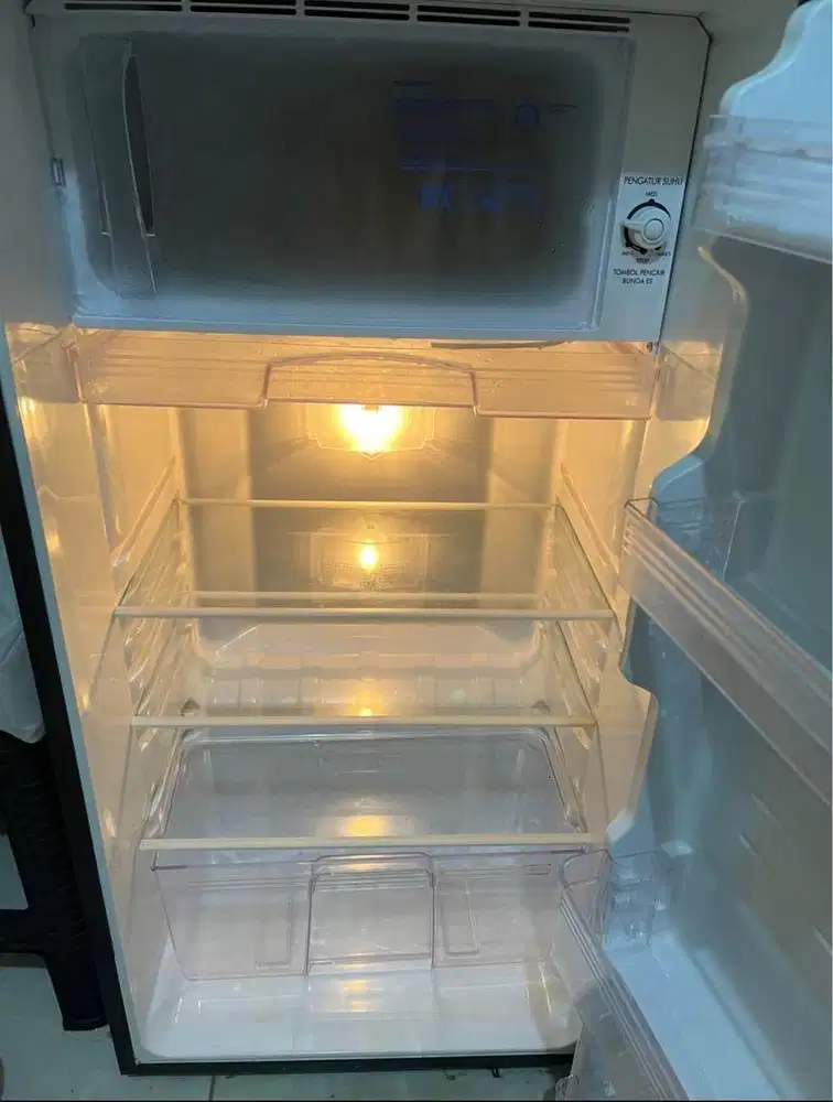 Kulkas sharp 1 pintu