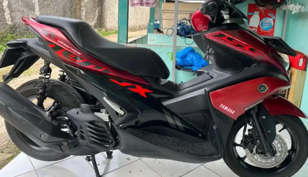 Yamaha Aerox 2018 merah 155cc
