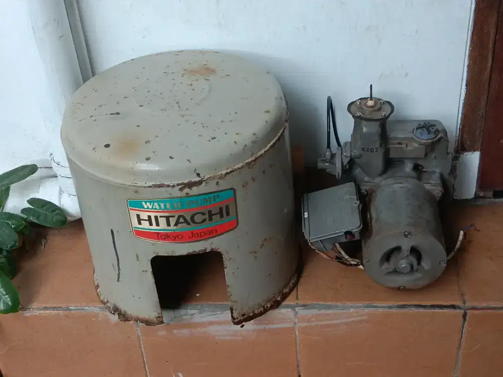 Mesin pompa air / Water Pump HITACHI Japan