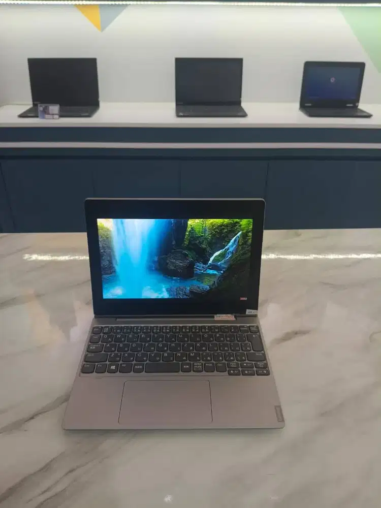 [L104] Laptop Lenovo  | 2in 1 Lepas Pasang | 4GB | SSD | Siap Pakai