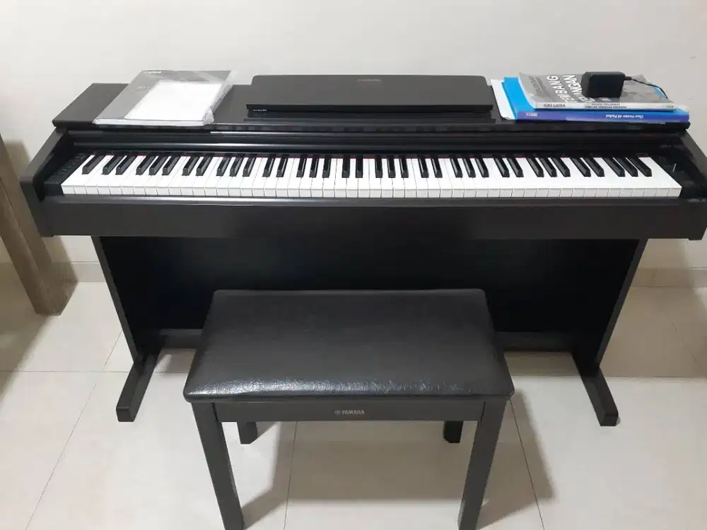 Piano Digital Yamaha Arius ydp143