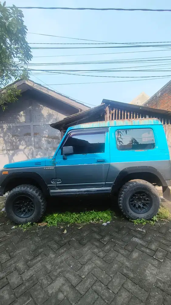 Suzuki Katana Klasik SJ410 Modif Ban Gede