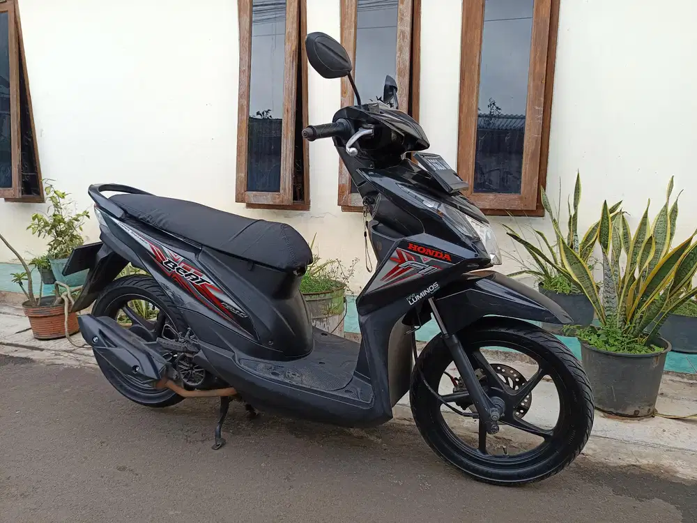 Honda beat esp 2015 lengkap mesin halus bagus