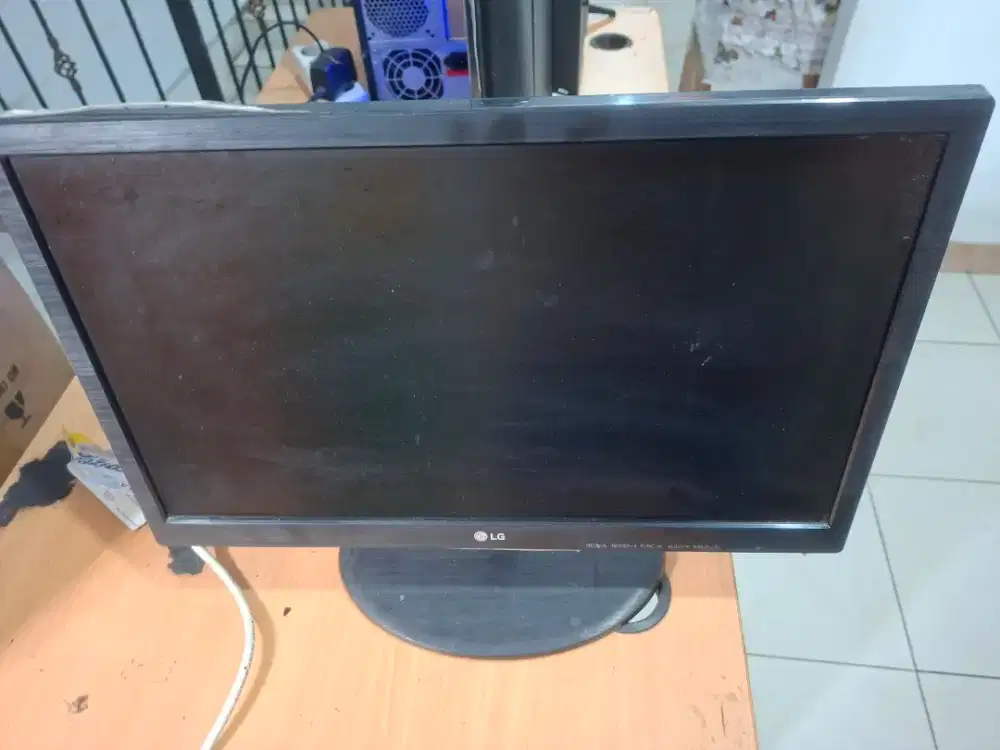 Tv led 19 inci merek LG