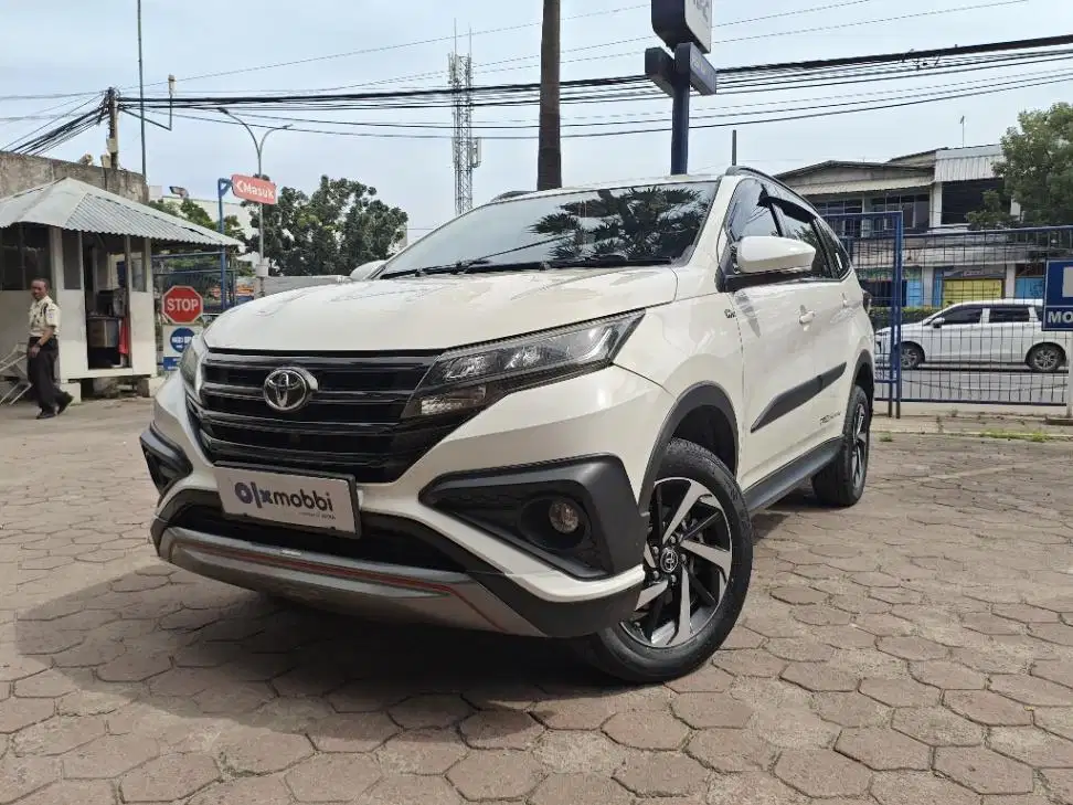 Toyota Rush  1.5 S Bensin-AT 2018 Putih