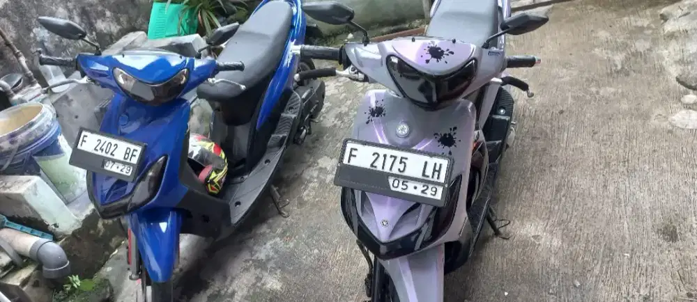 2 Unit Yamaha Mio Smile Warna Abu dan Biru