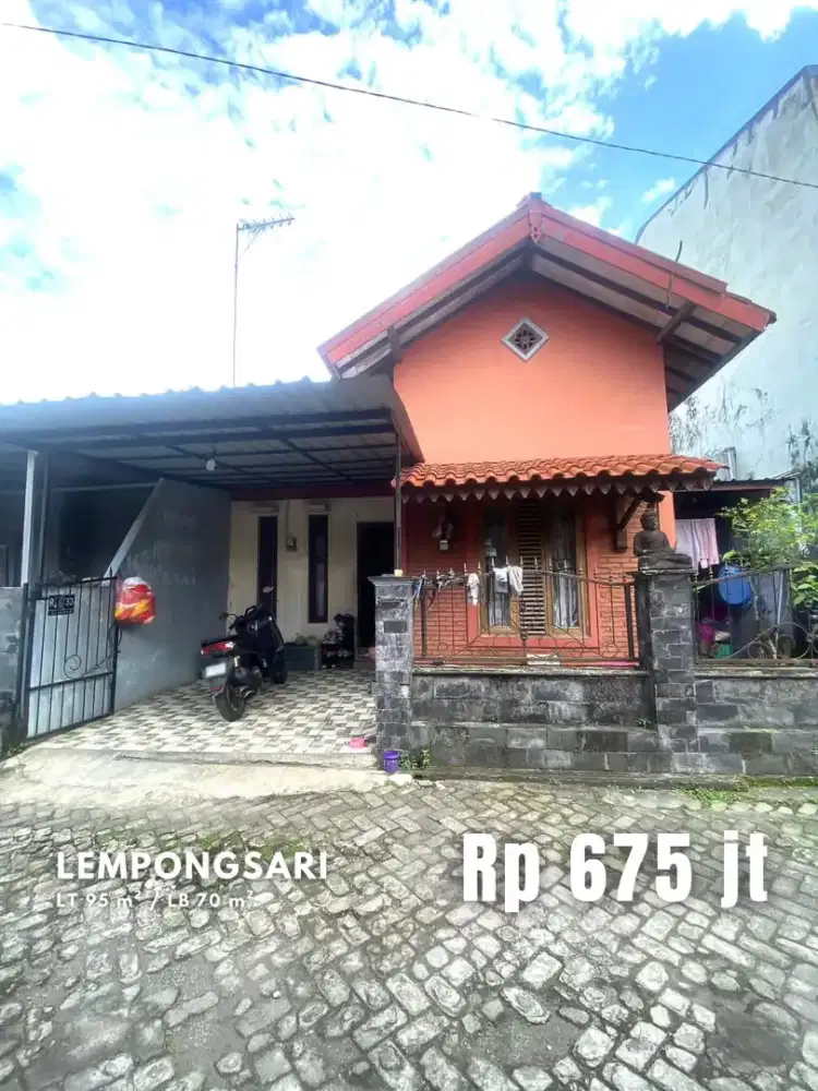 Dijual Rumah Murah Strategis dekat Jalan Lempongsari