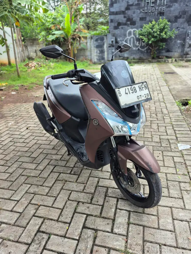 Dijual Yamaha Lexi keyless 125 tahun 2018 surat lengkap