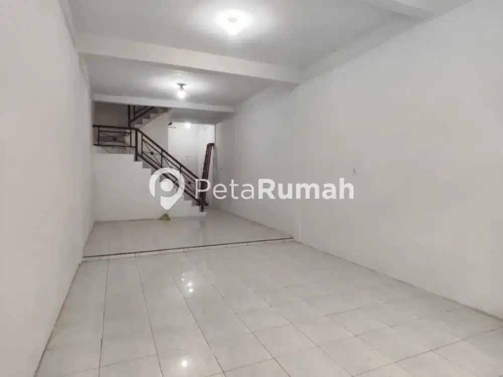 DIJUAL/DISEWA TOWNHOUSE JALAN MURAI KOMPLEK MURAI MAS I - DAERAH SUNGGAL