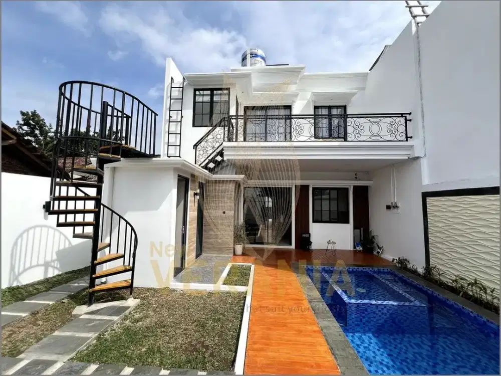 RUMAH MEWAH DENGAN KOLAM RENANG PRIBADI SLEMAN