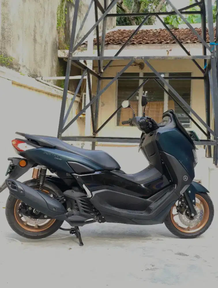 Yamaha All New Nmax 155 VVA ISTIMEWA LIKE NEW GRESS ANTIK WARNA HIJAU
