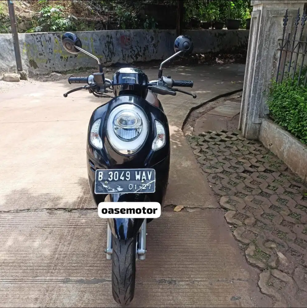 (B) HONDA SCOOPY STYLIST TAHUN 2022