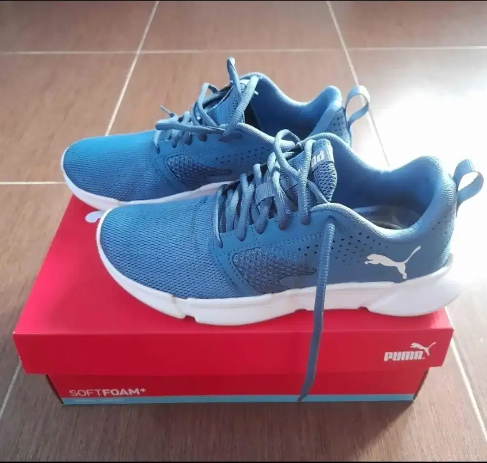 Sepatu Puma Running Interflex