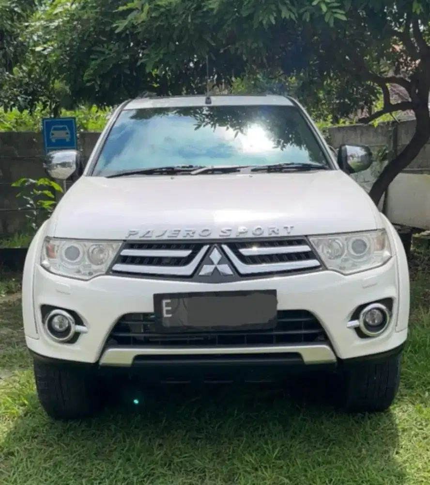 Pajero sport dakar diesel 2.5 Automatic 4x2