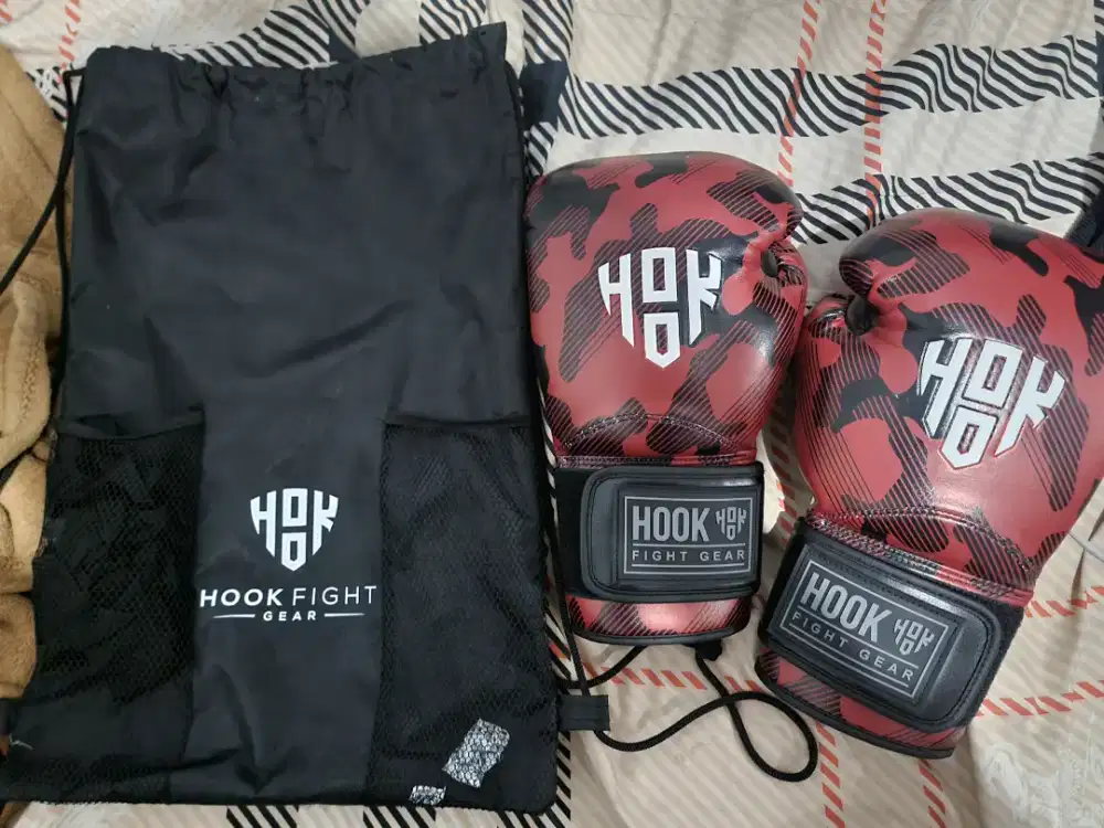 Sarung Tangan Tinju Hook Boxing Gloves Muaythai HTG 16, 10 OZ