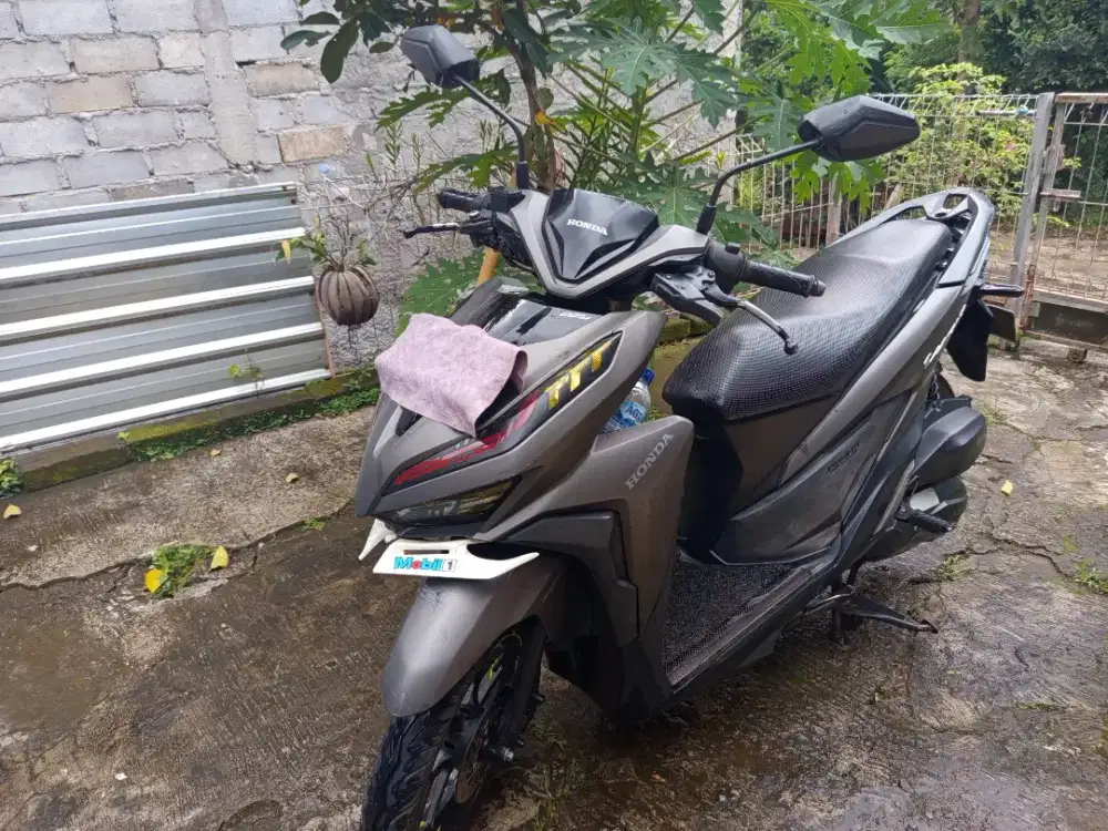 Vario 125 CBS ISS (2019) Warna grey