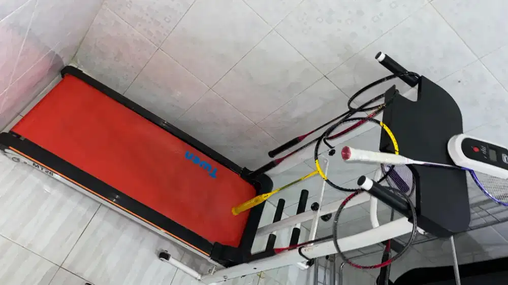 alat olahraga treadmill