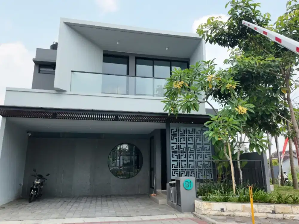 DIJUAL RUMAH MEWAH 2 LANTAI DI MLATI SLEMAN