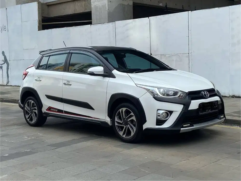 TOYOTA YARIS HEYKERS 1.5 TRD SPORTIVO
