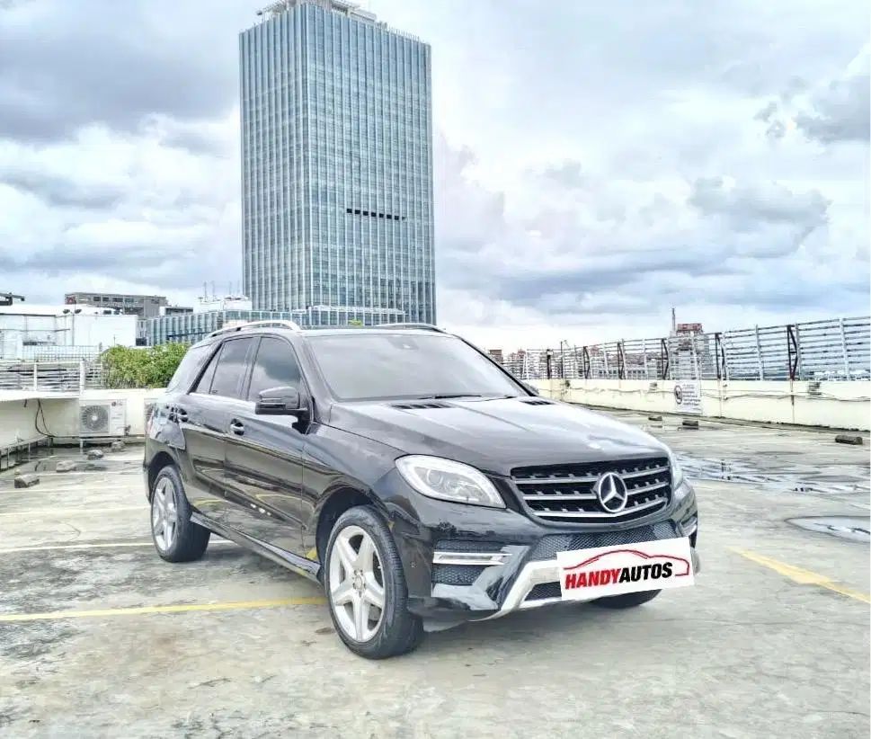 Mercedes Benz ML400 AMG Tahun 2014 Automatic Hitam Metalik