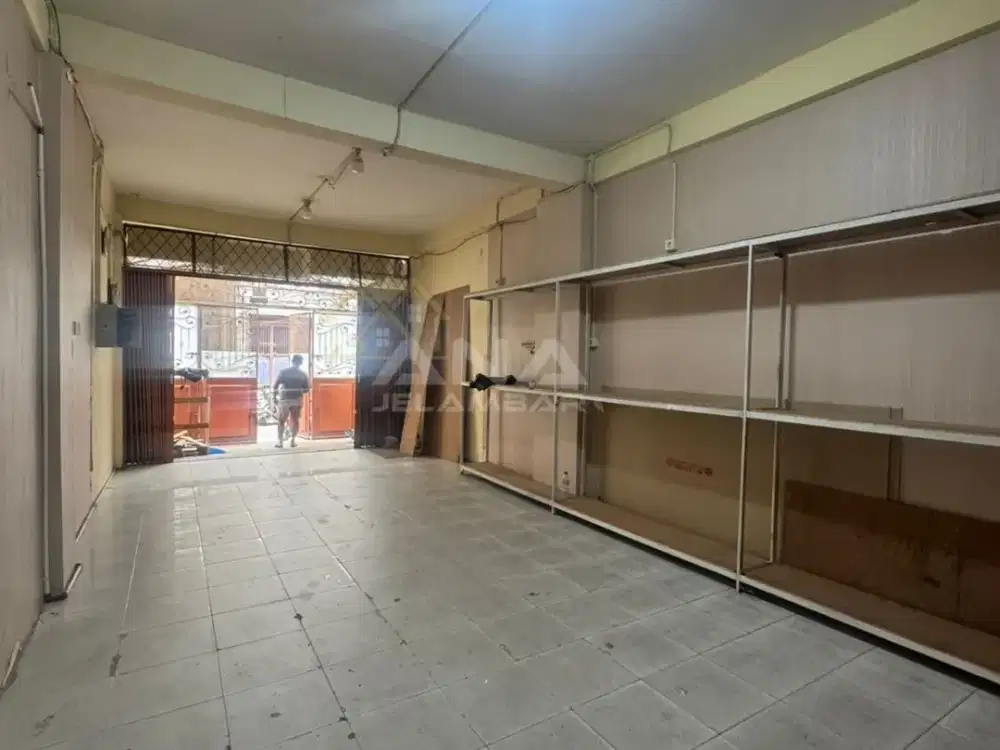 ANA DISEWAKAN RUMAH UK 4.5X15M DI JELAMBAR