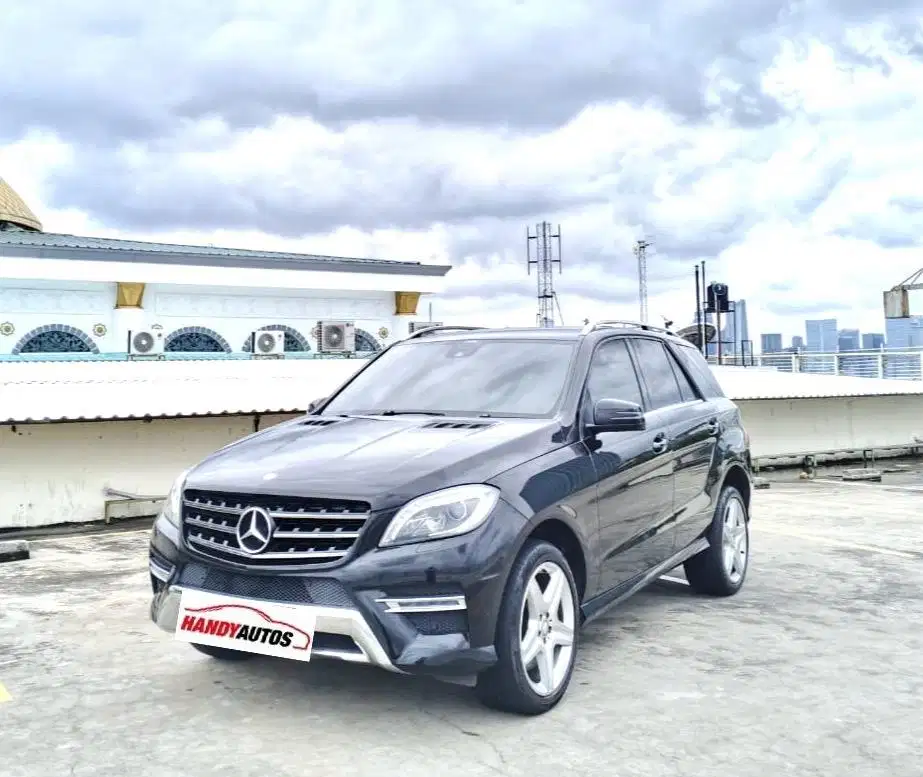 Mercedes Benz ML400 AMG Tahun 2014 Automatic Hitam Metalik