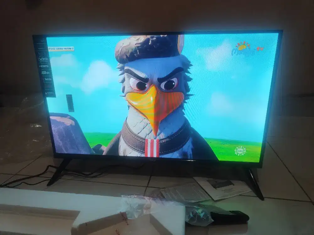 ADVANCE android 32 inch TV