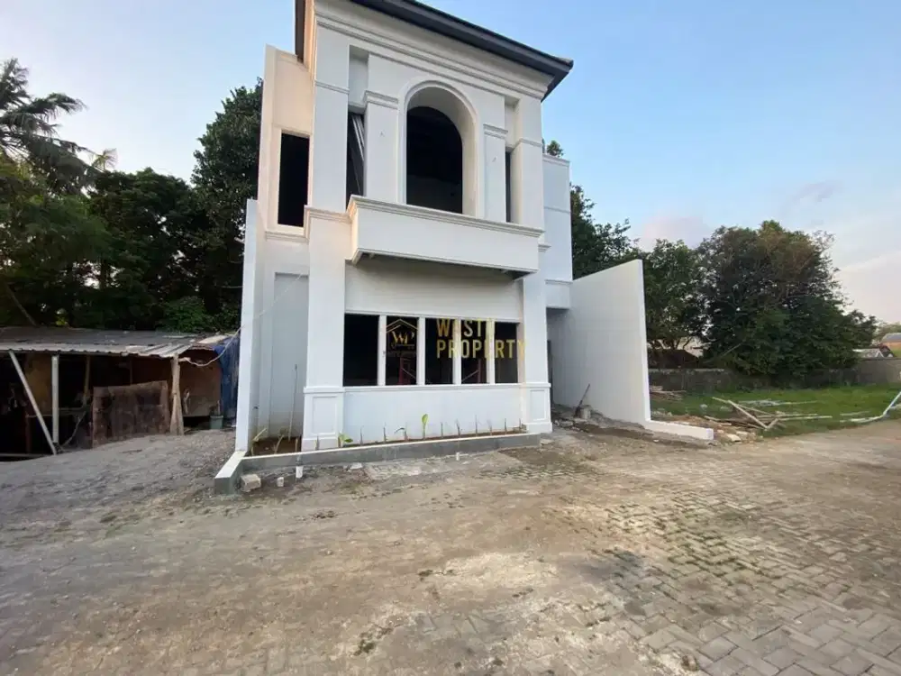 RUMAH 2 LANTAI DI JALAN GODEAN KM 7