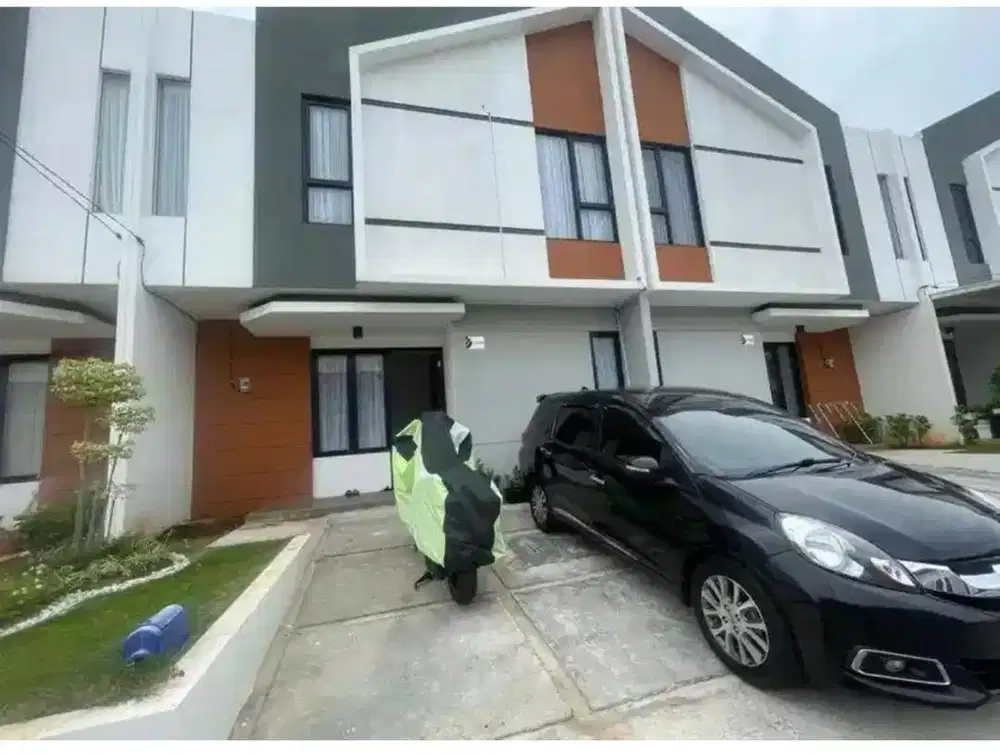 Disewa rumah 2 lantai bayar bulanan