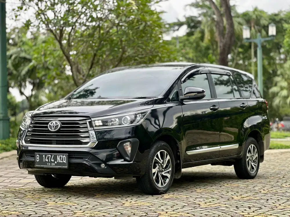 Toyota Innova 2.4 V AT Diesel 2021 Pajak Panjang