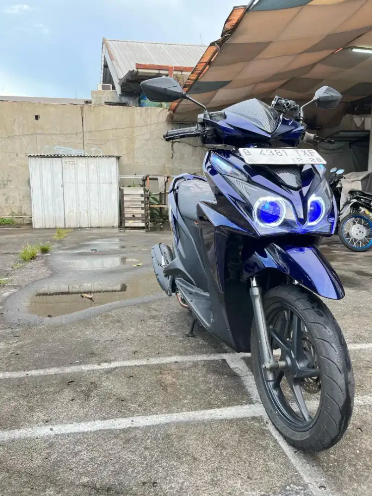 Vario 125 moonligh blue