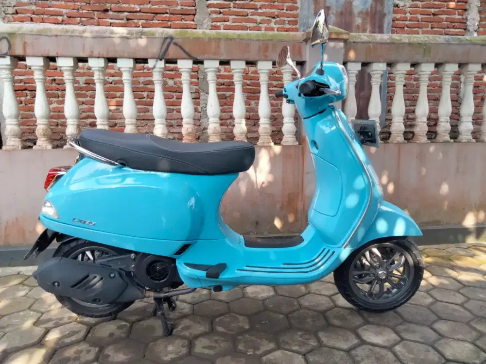 vespa LX 125 tahun 2022