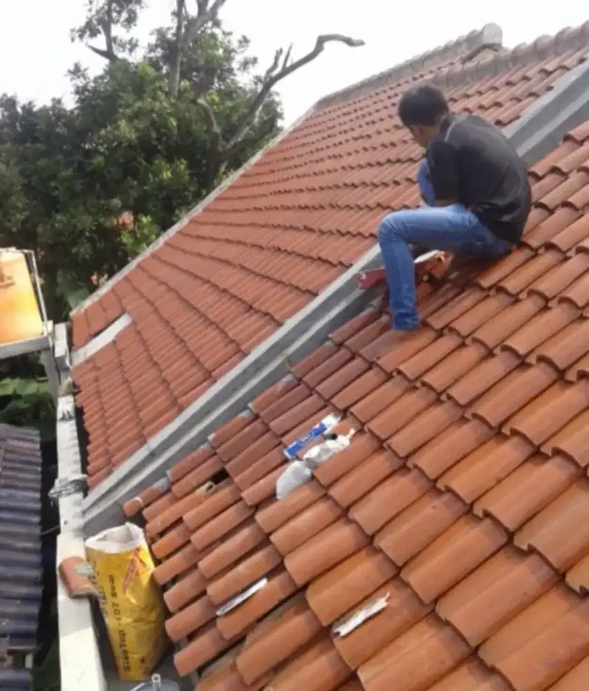 Bongkar pasang atap renovasi rumah dll