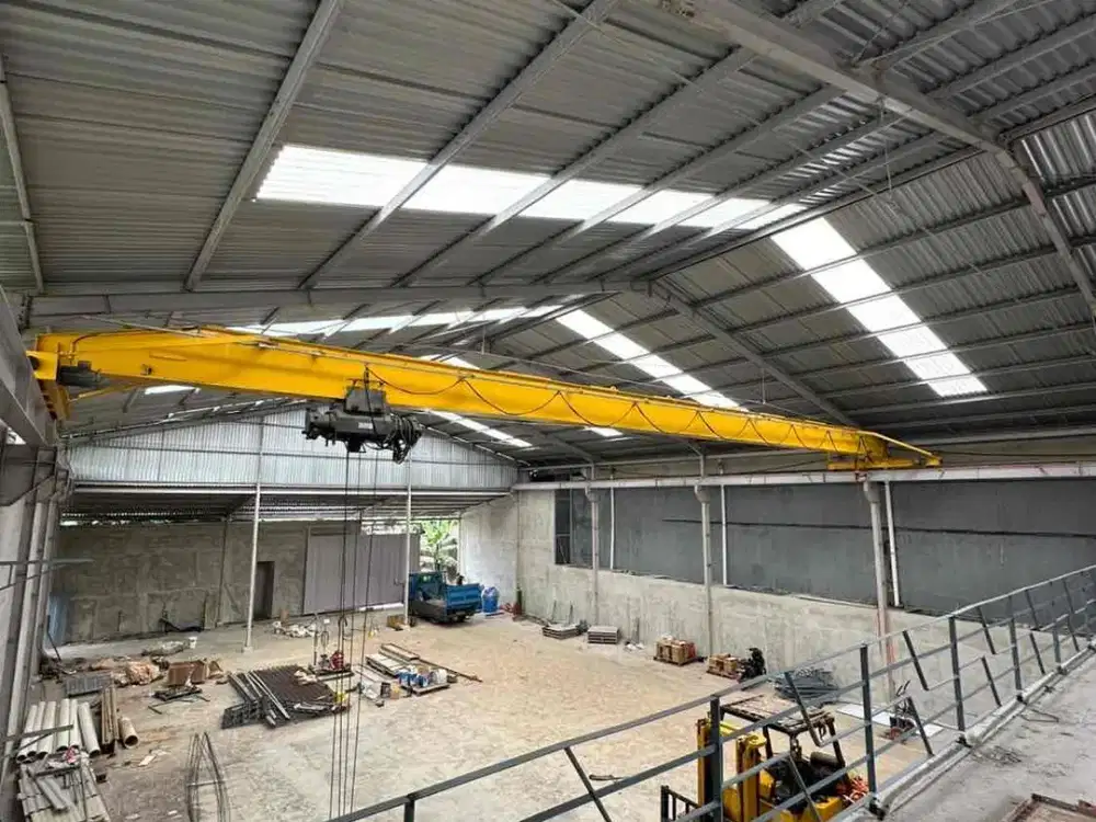 Gudang Siap Pakai Legok Tangerang Include Mess dan Hoist Crane