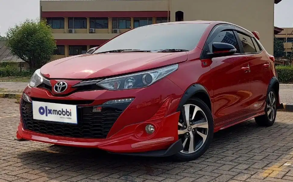 TDP 9,JT Toyota Yaris 1.5 S Bensin-MT Merah 2020