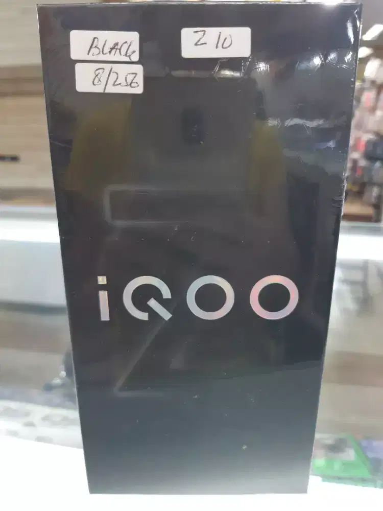 Jual vivo iqoo z10 5g 8/256 resmi