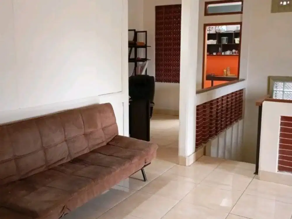 Rumah 2 Lantai di Kota Cimahi dekat ke Pemkot Cimahi Ref.05133