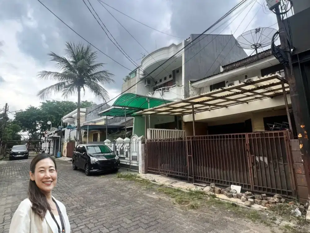 Rumah Siap Huni Dekat Mall di Komplek Danau Indah, Jakarta Utara