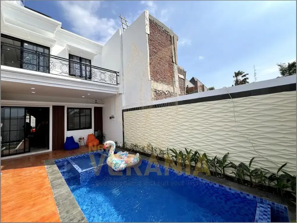 DIJUAL RUMAH KOLAM RENANG PRIBADI