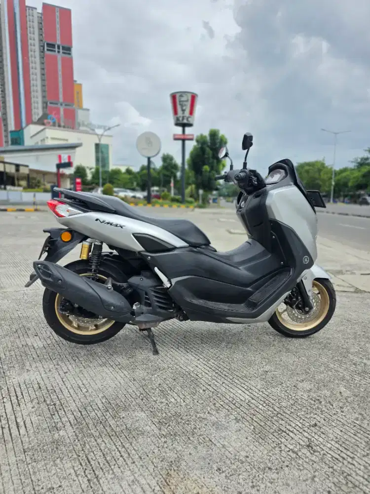 Nmax 155 Non Abs (Mulus Pjak Hidup)
