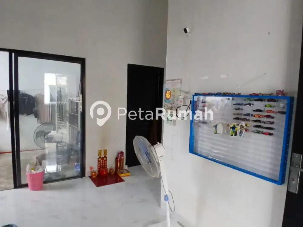 DIJUAL VILLA JALAN GG M NASIR KOMPLEK VILLA MARELAN - DAERAH MARELAN