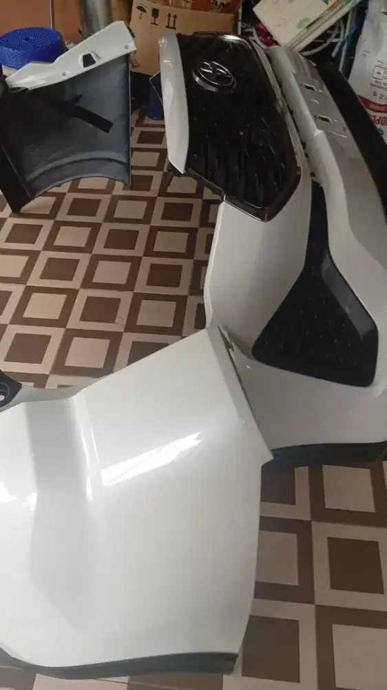 Bember belakang Innova zenix original