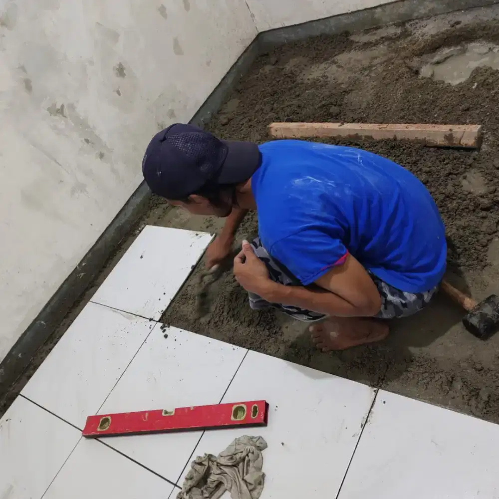 Menerima renovasi rumah bongkar pasang keramik dll