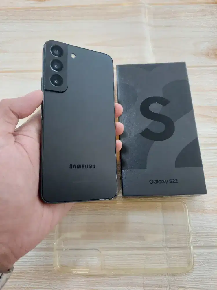Samsung S22 8/256 Gb Second Resmi