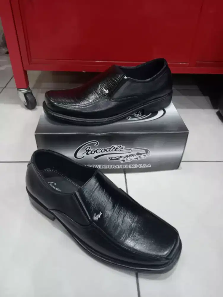 sepatu fantofel kulit asli