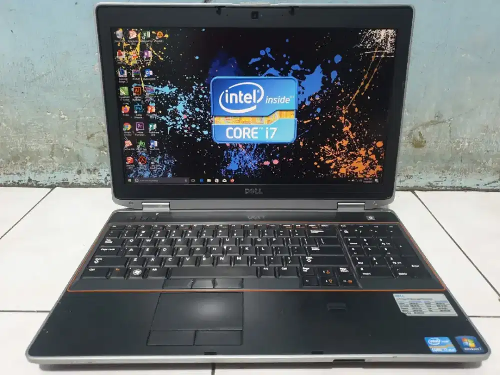 DELL COREI7 DUAL VGA NVIDIA QUADRO SSD RAM8GB FULL PROGRAM DAN GAMING
